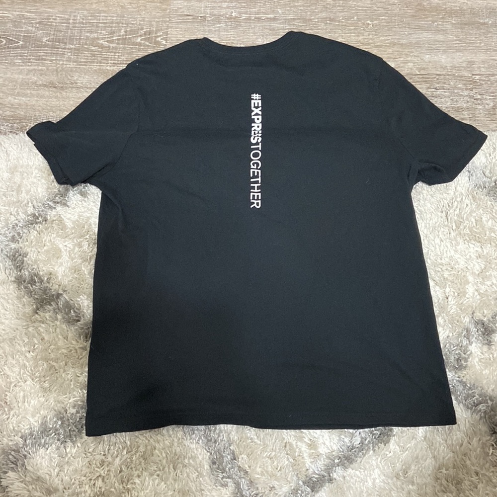 Express Tee - Picture 3 of 5